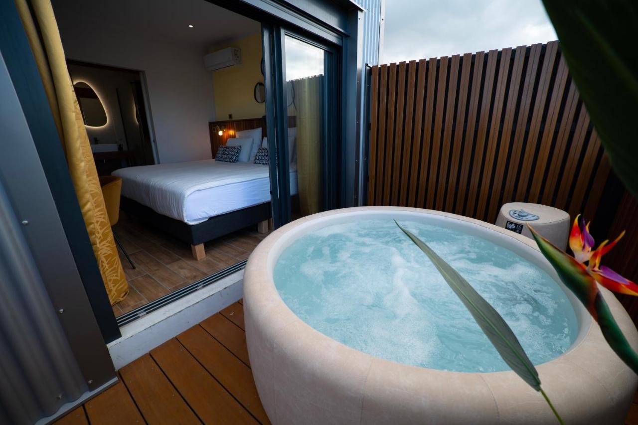 Maison Le Patio Jacuzzi Saint-Denis Exteriör bild